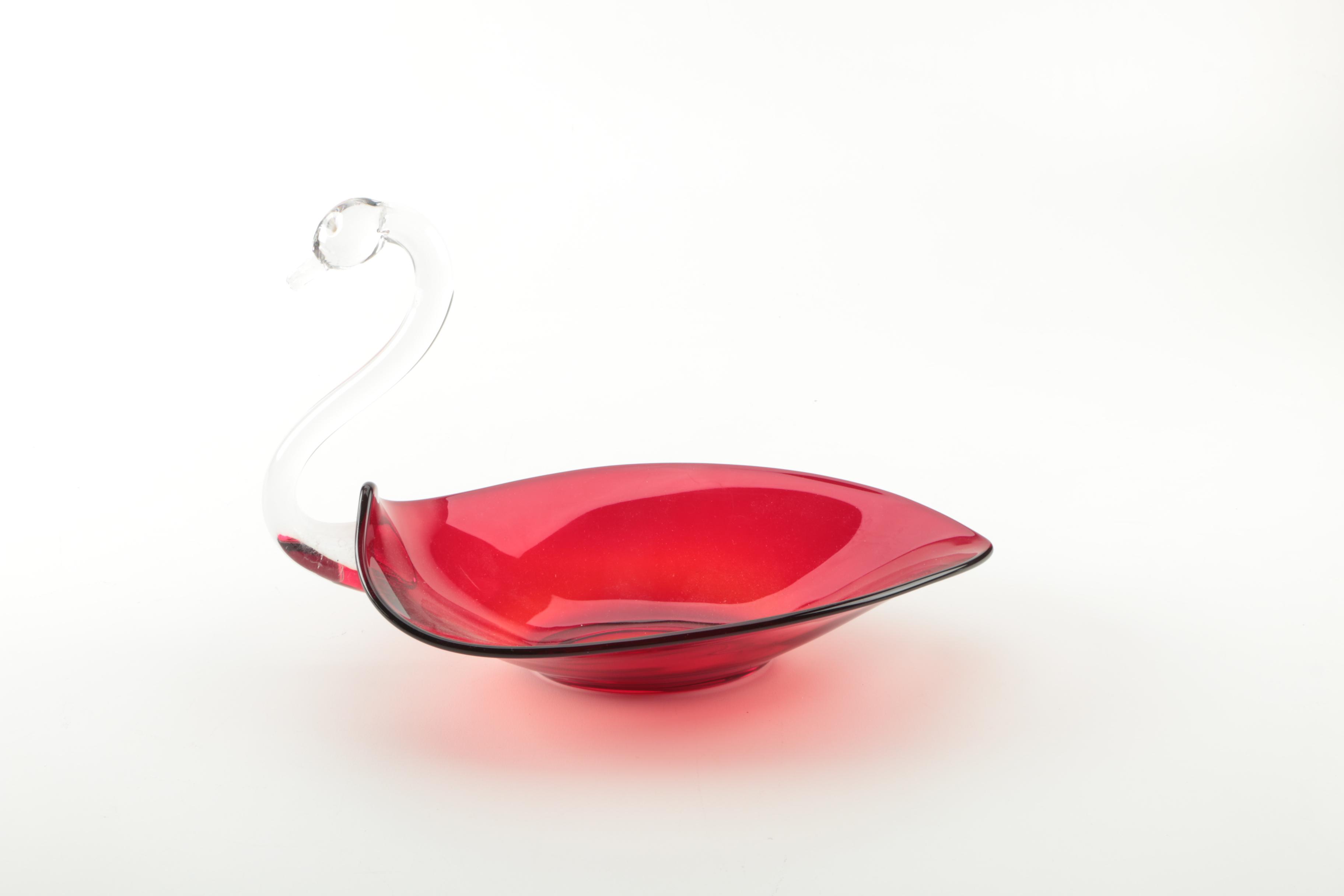 Vintage Duncan Miller Art Glass Swan Candy Dish