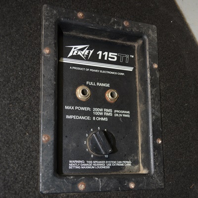 Peavey 115TI Monitor and Peavey 1545M Floor Monitor
