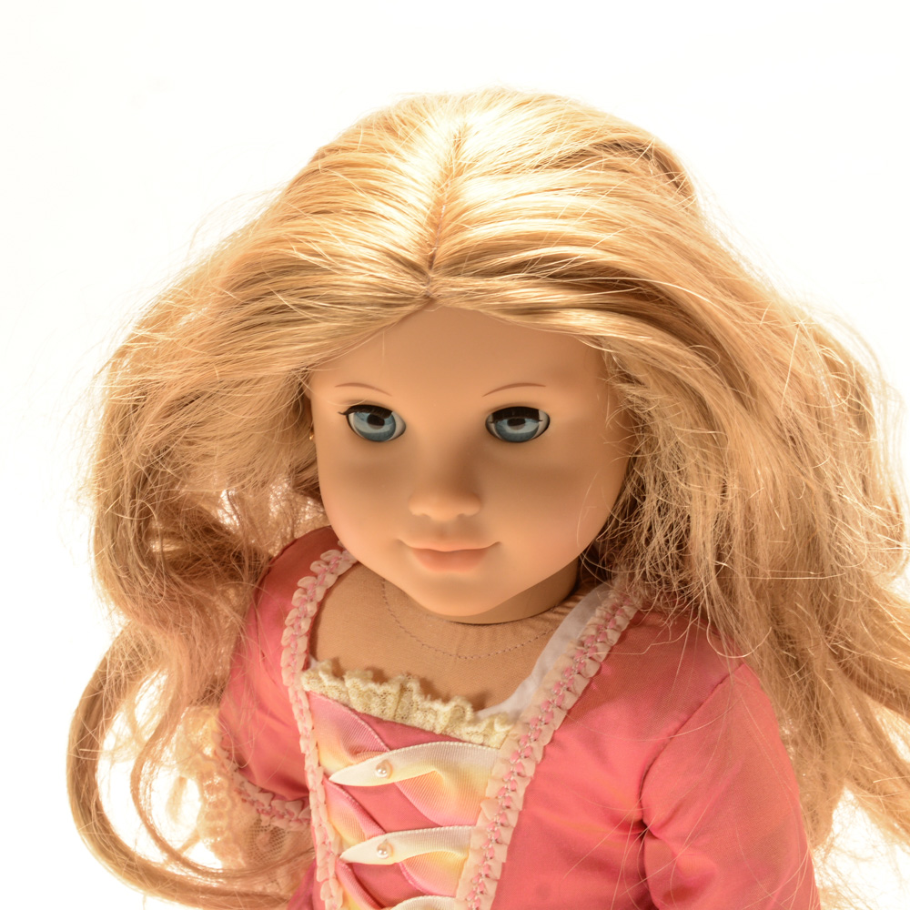 American Girl Historical Doll Elizabeth Cole