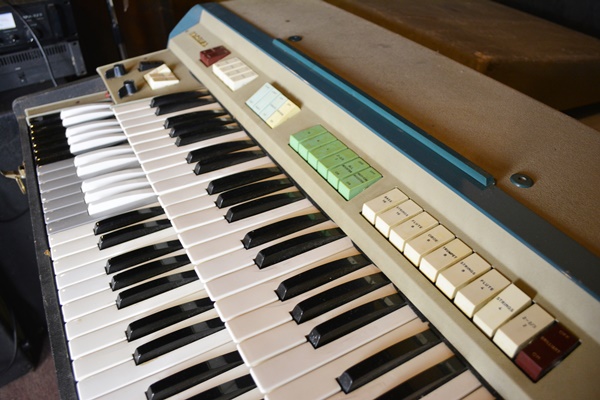 1960's Farfisa "Compact Duo" Electronic Keyboard