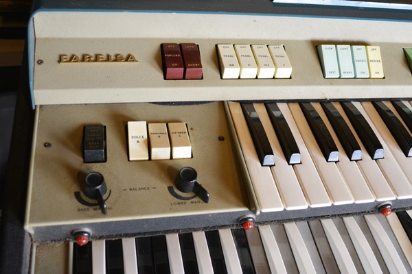 1960's Farfisa "Compact Duo" Electronic Keyboard