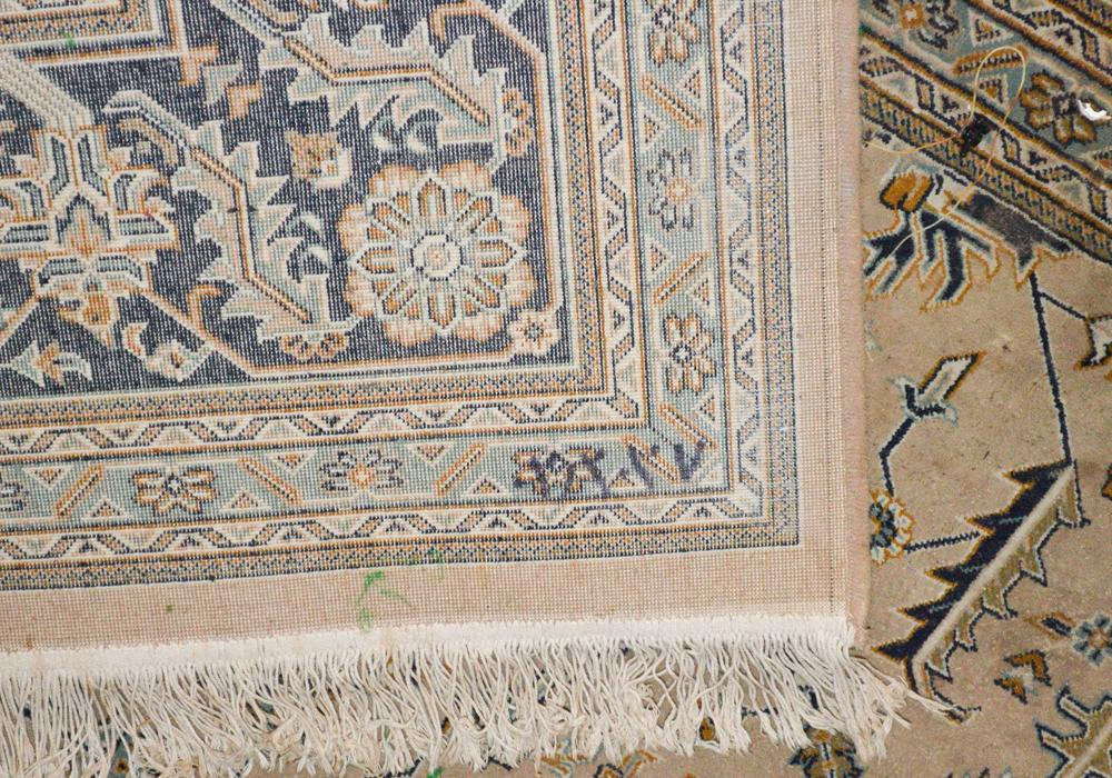 Power-Loomed Persian Style Wool Area Rug