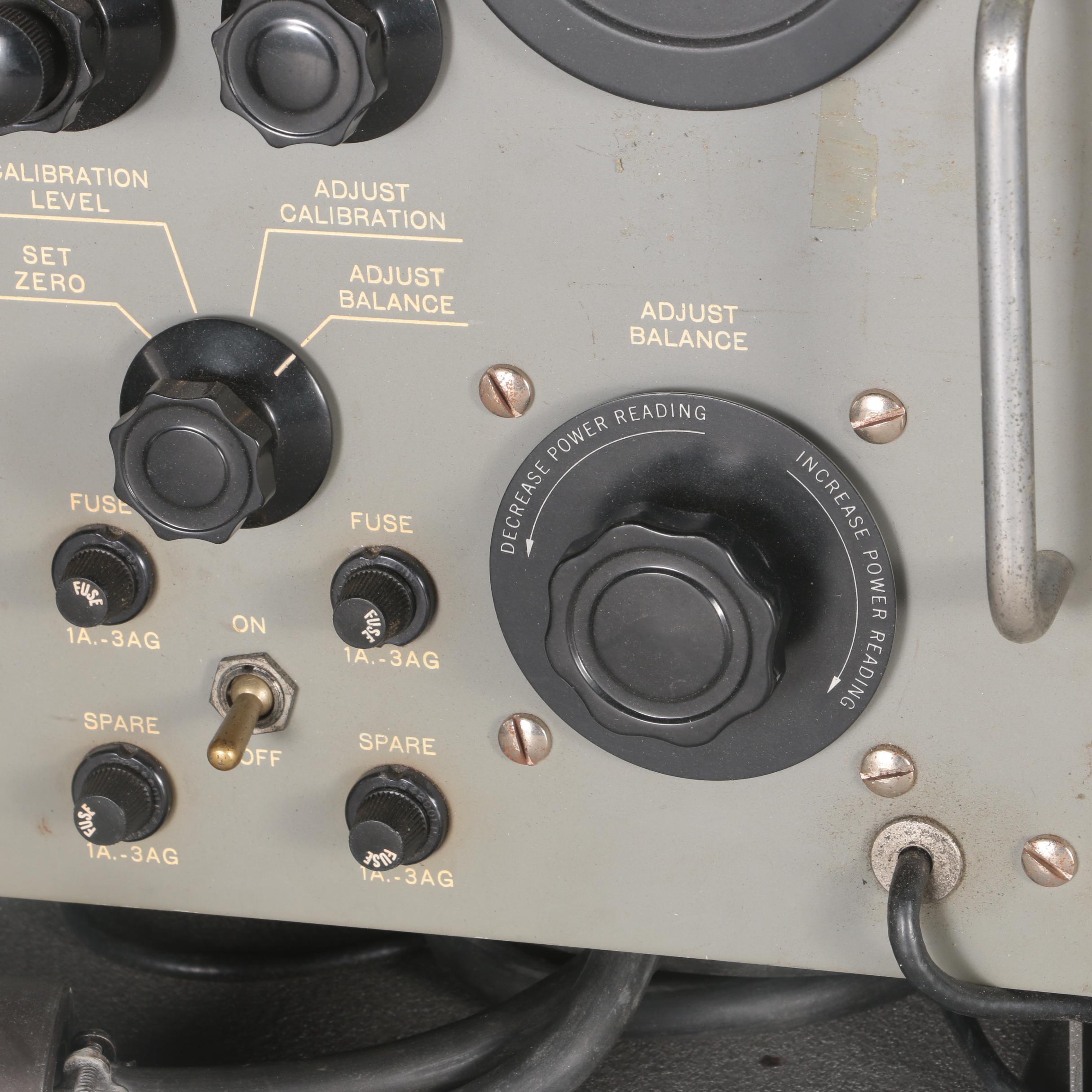 Vintage Military Summation Bridge TS 730 Communications Meter