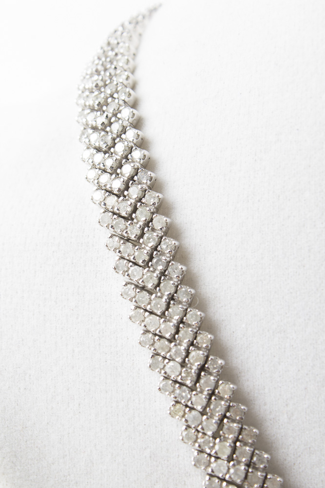 10K White Gold 18.45 CTW Diamond "V" Necklace