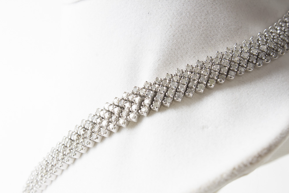 10K White Gold 18.45 CTW Diamond "V" Necklace