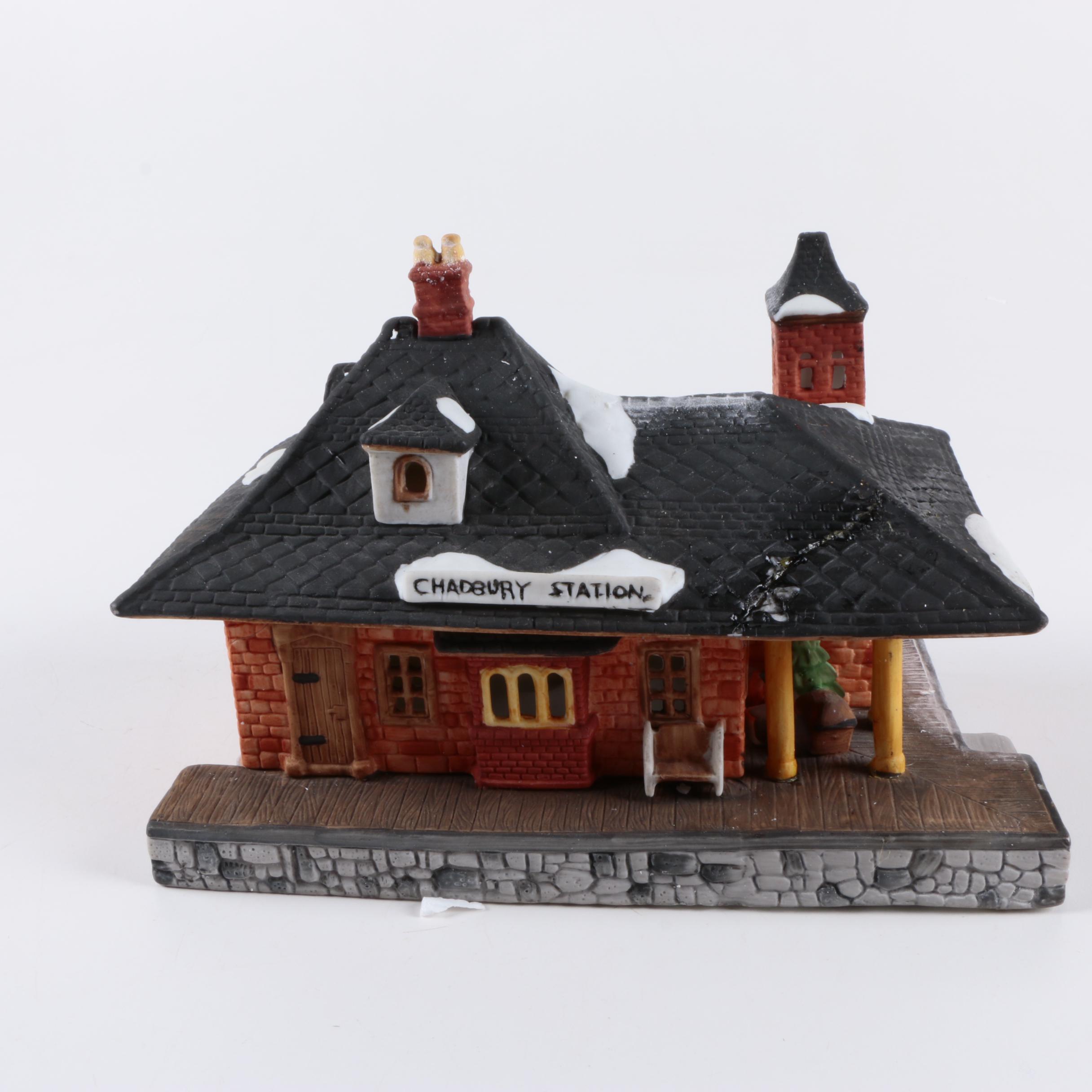 Department 56 "Chadbury Station & Train" Dickens' Village Decor