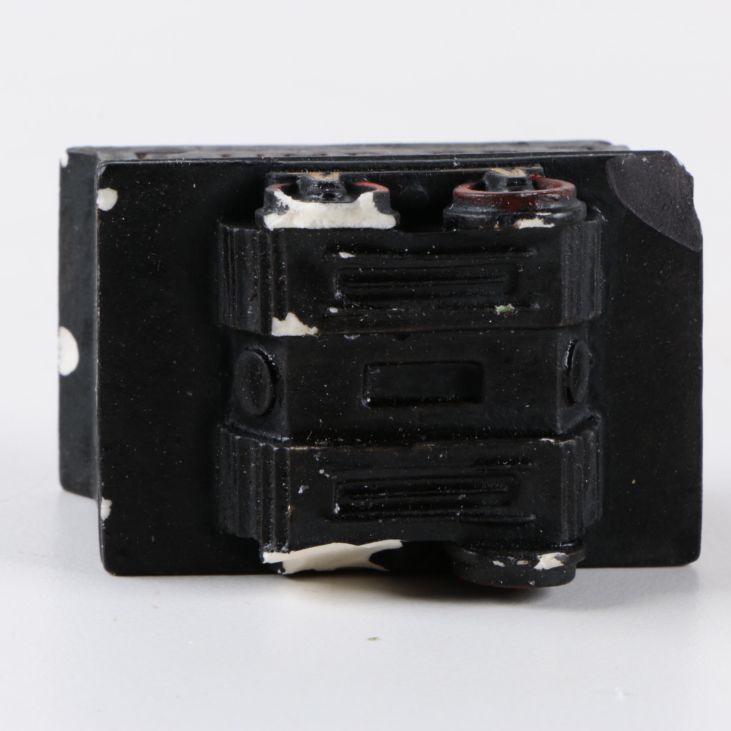 Department 56 "Chadbury Station & Train" Dickens' Village Decor