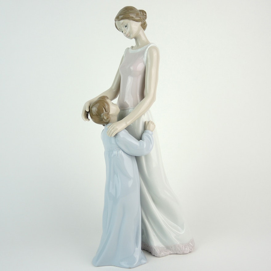 Lladro "Someone to Look Up To" Porcelain Figurine