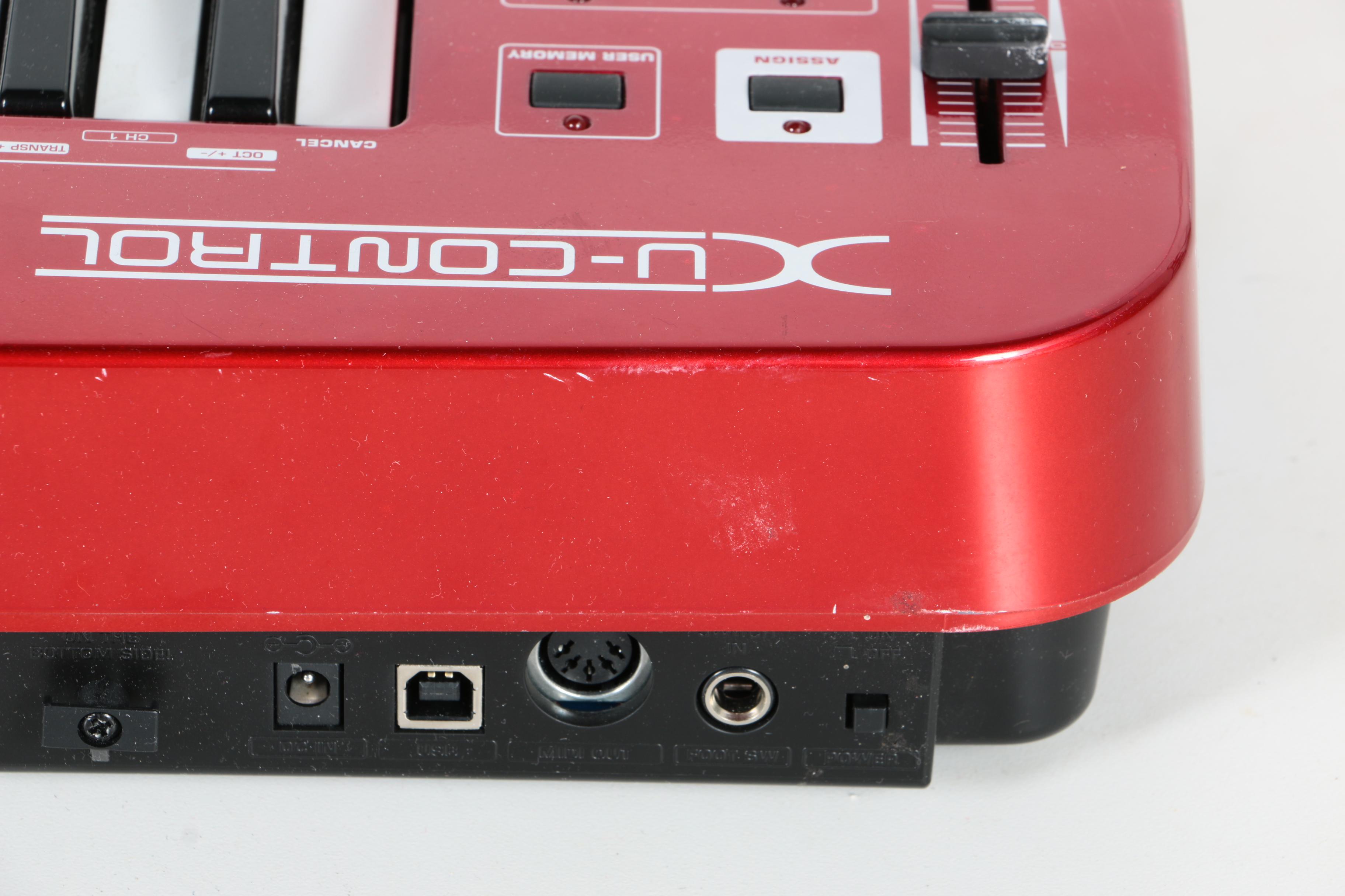 Behringer U-Control USB/MIDI Controller Keyboard