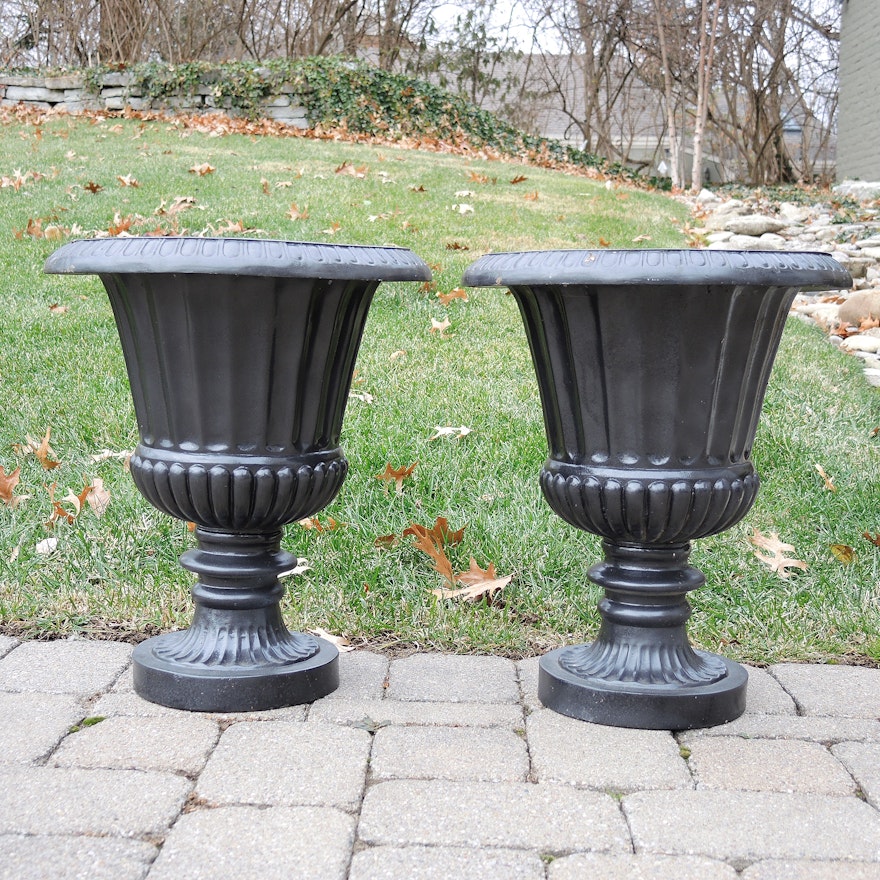 Fiberglass Decorative Garden Urn Planters