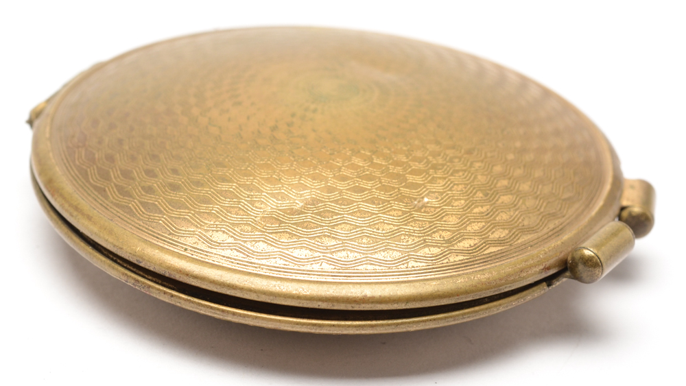 Vintage "Plaza" Ladies Compact Automatic Lighter