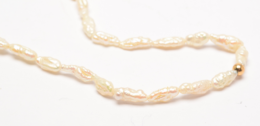 14K Gold and Cultured Freshwater Pearl Necklace