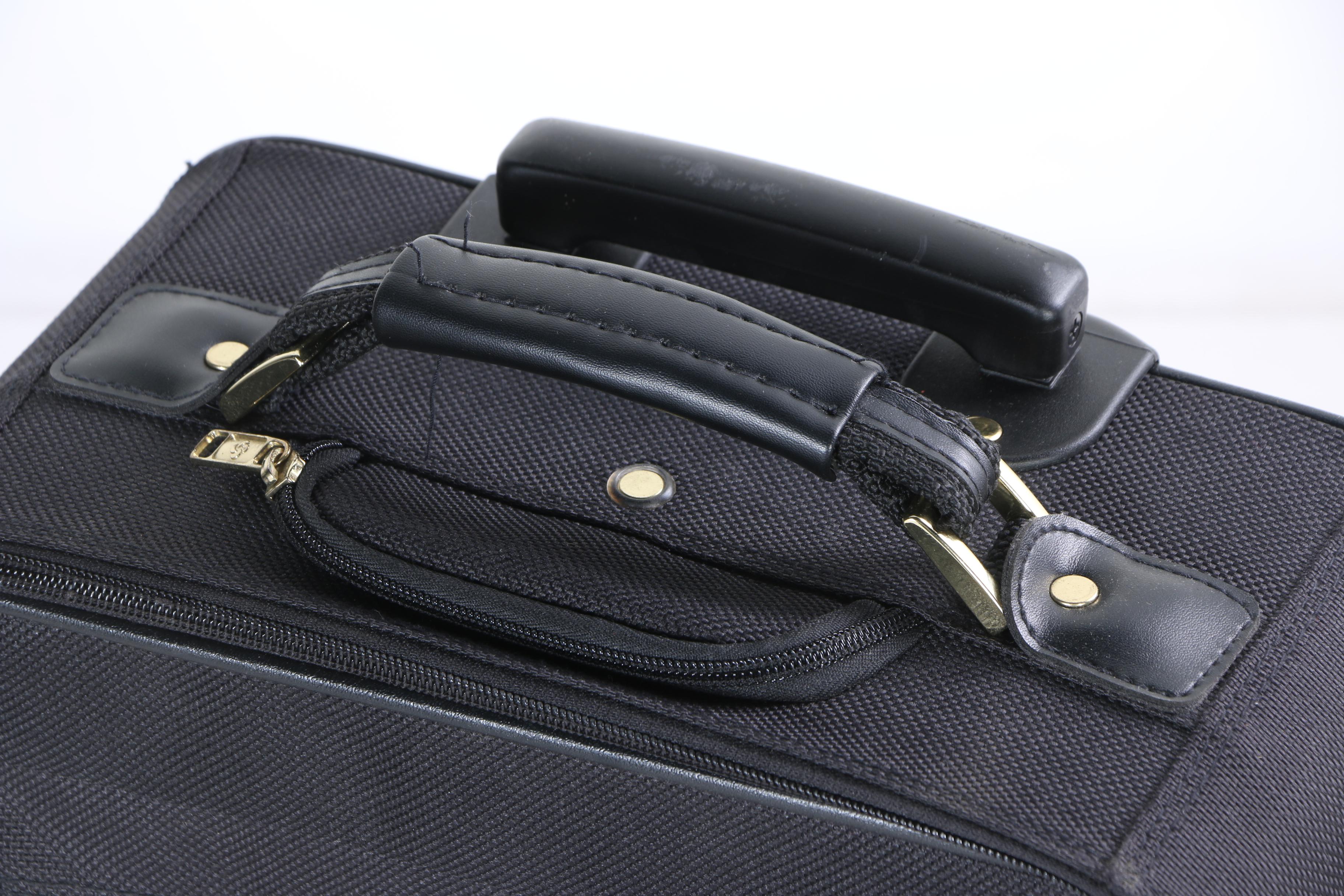 Three Piece Samsonite Luggage Set