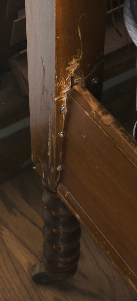 Queen Sized Spool Bed