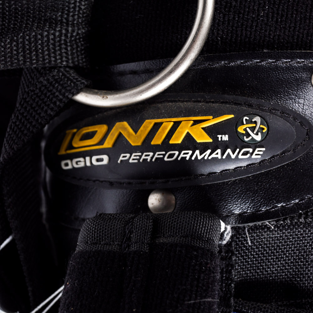 Ogio "Ionik Performance" Golf Bag with Callaway Clubs