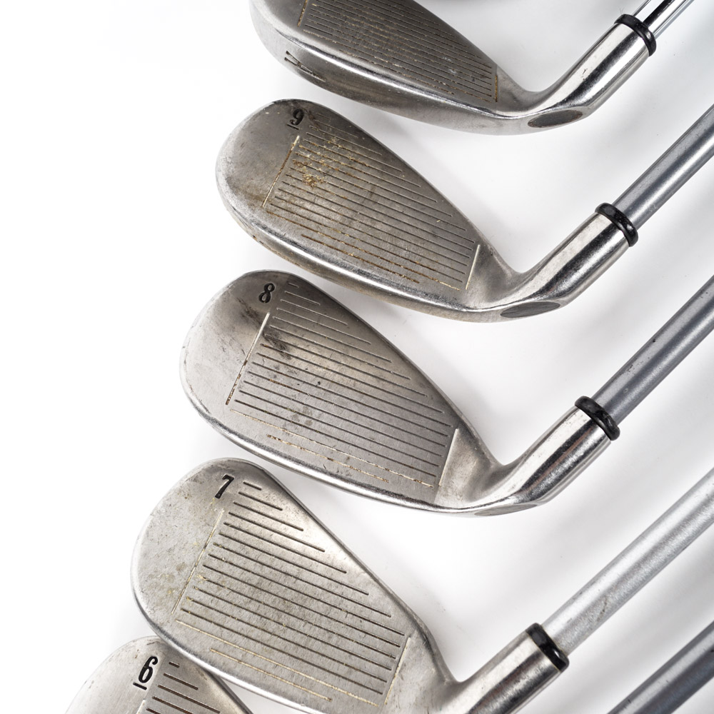 Ogio "Ionik Performance" Golf Bag with Callaway Clubs