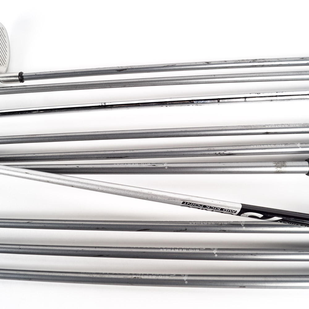 Ogio "Ionik Performance" Golf Bag with Callaway Clubs