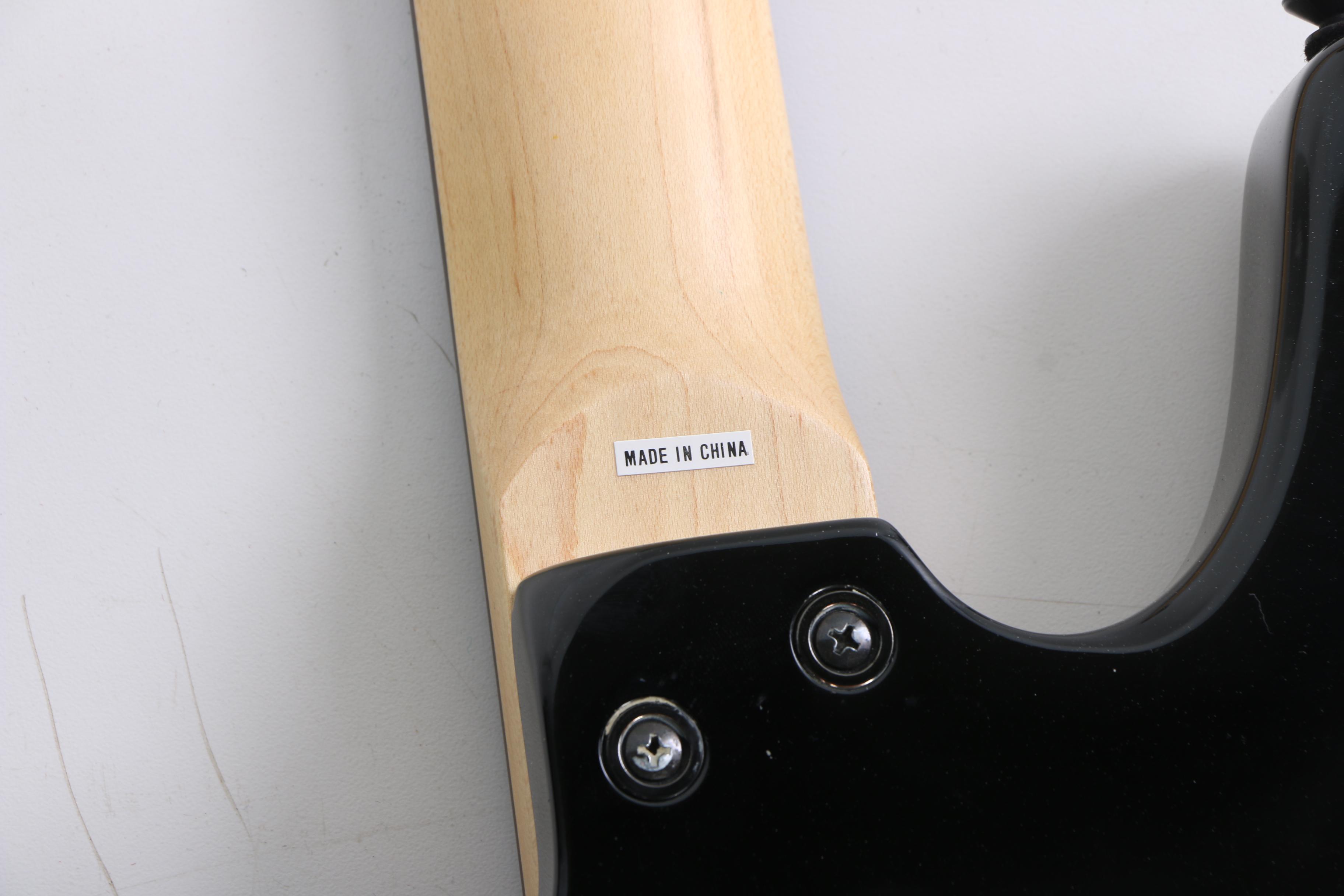 Dean Vendetta 1 Electric Guitar with Gig Bag