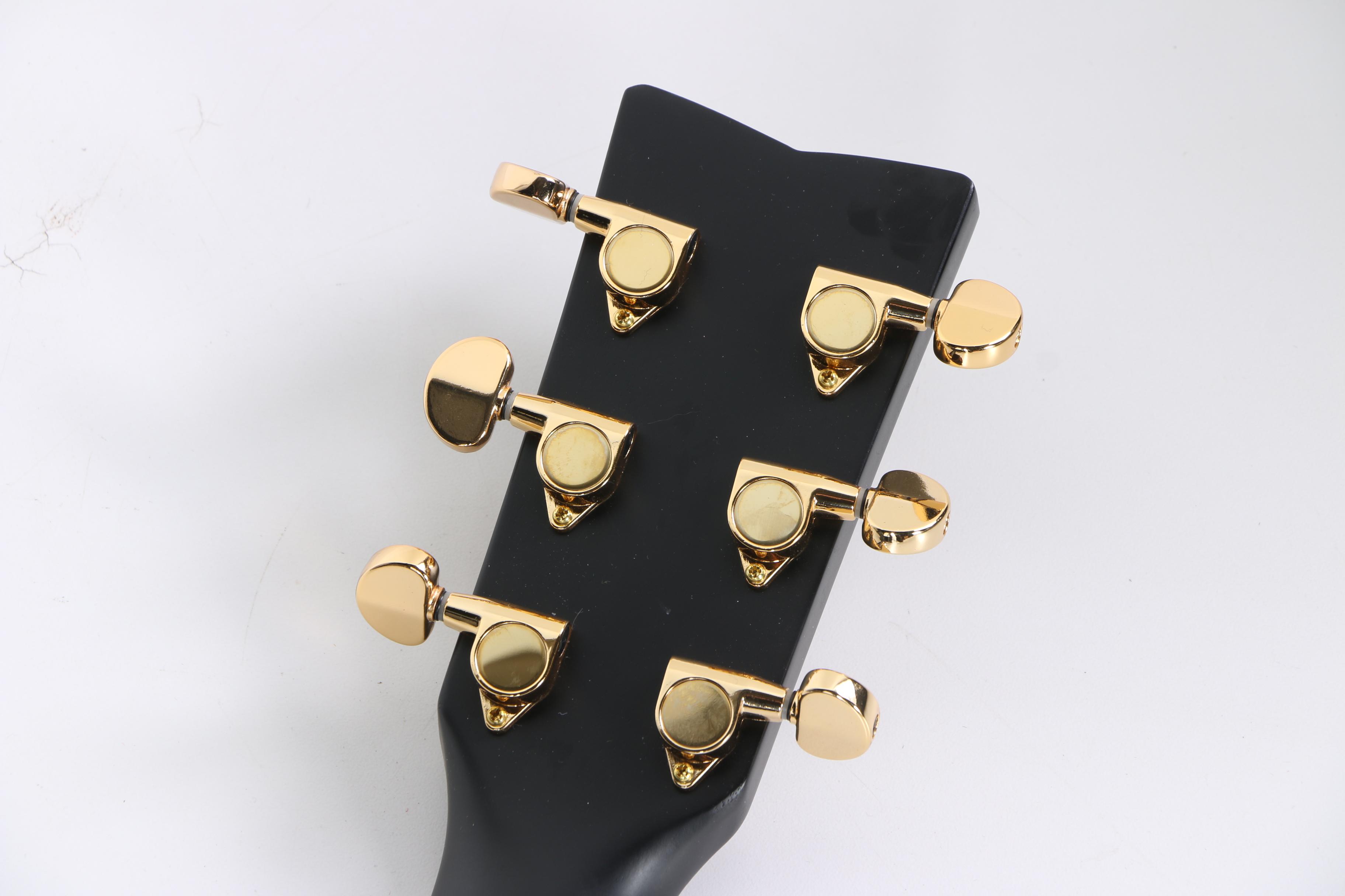 Yamaha F335 Dreadnought-Style Acoustic Guitar with Hardshell Case