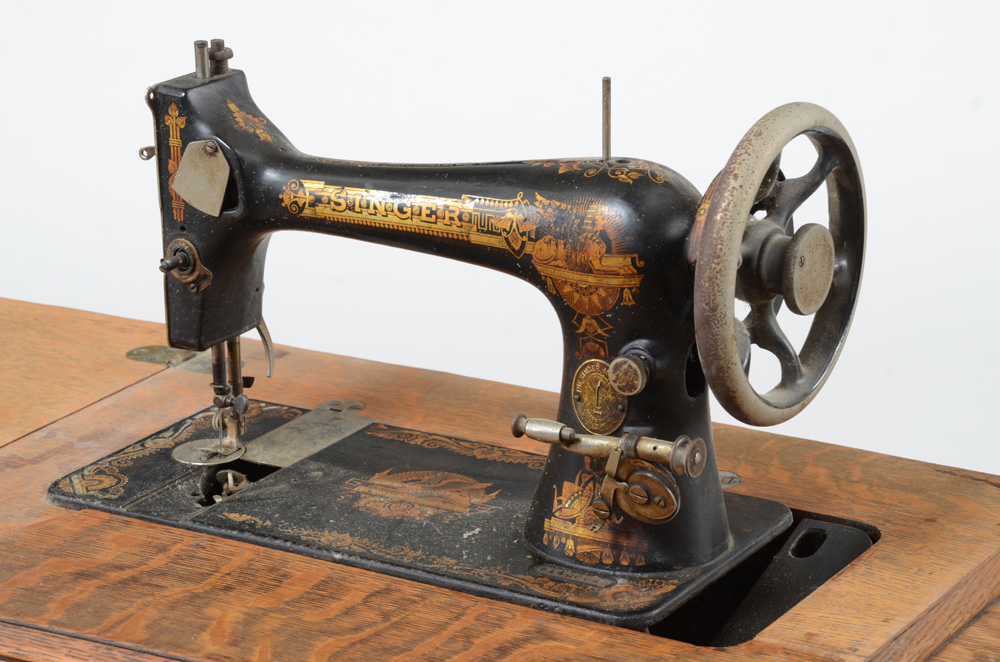 Antique Oak Singer Sewing Machine Table with Accessories