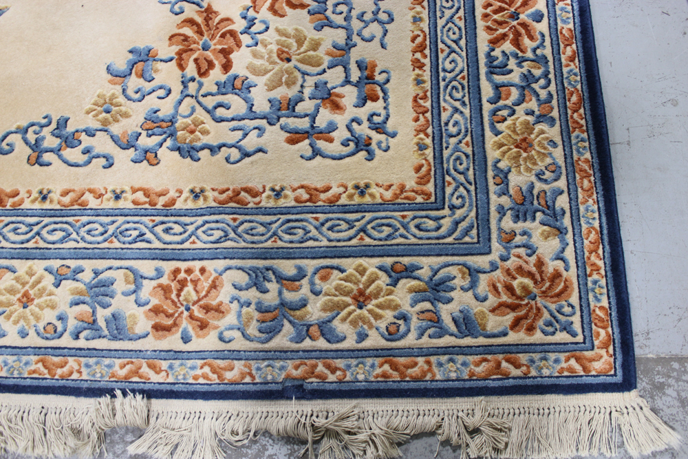 Power-Loomed Karastan "Chinese Medallion" Carved Wool Area Rug