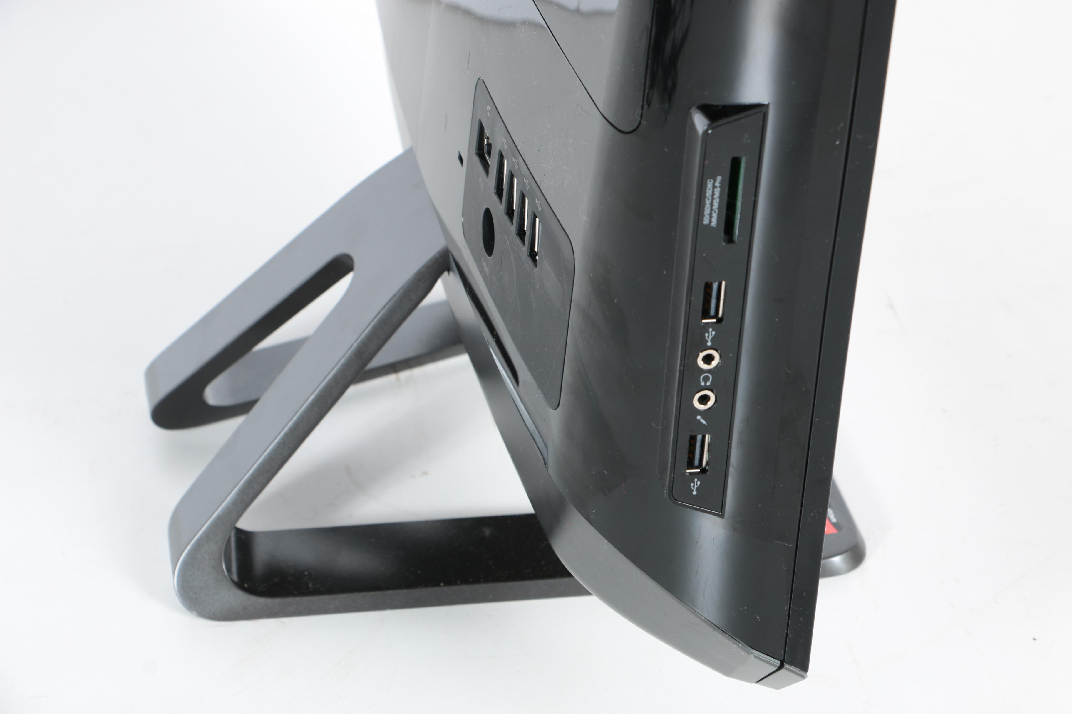 Lenovo "C 325" Desktop Computer with Keyboard and Mouse