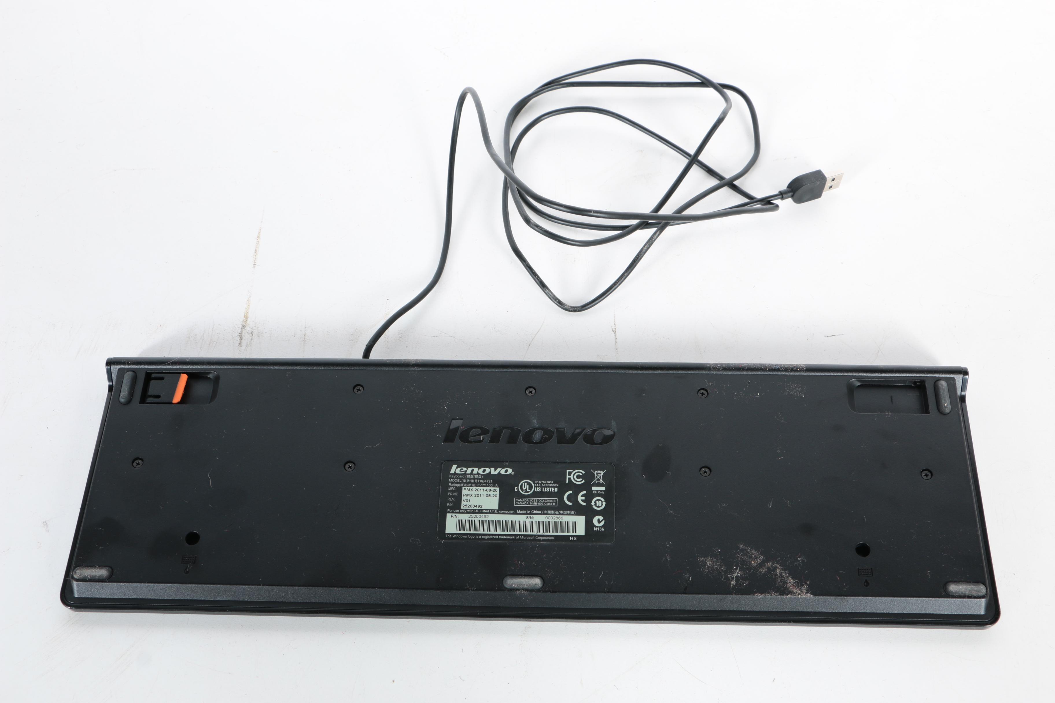 Lenovo "C 325" Desktop Computer with Keyboard and Mouse