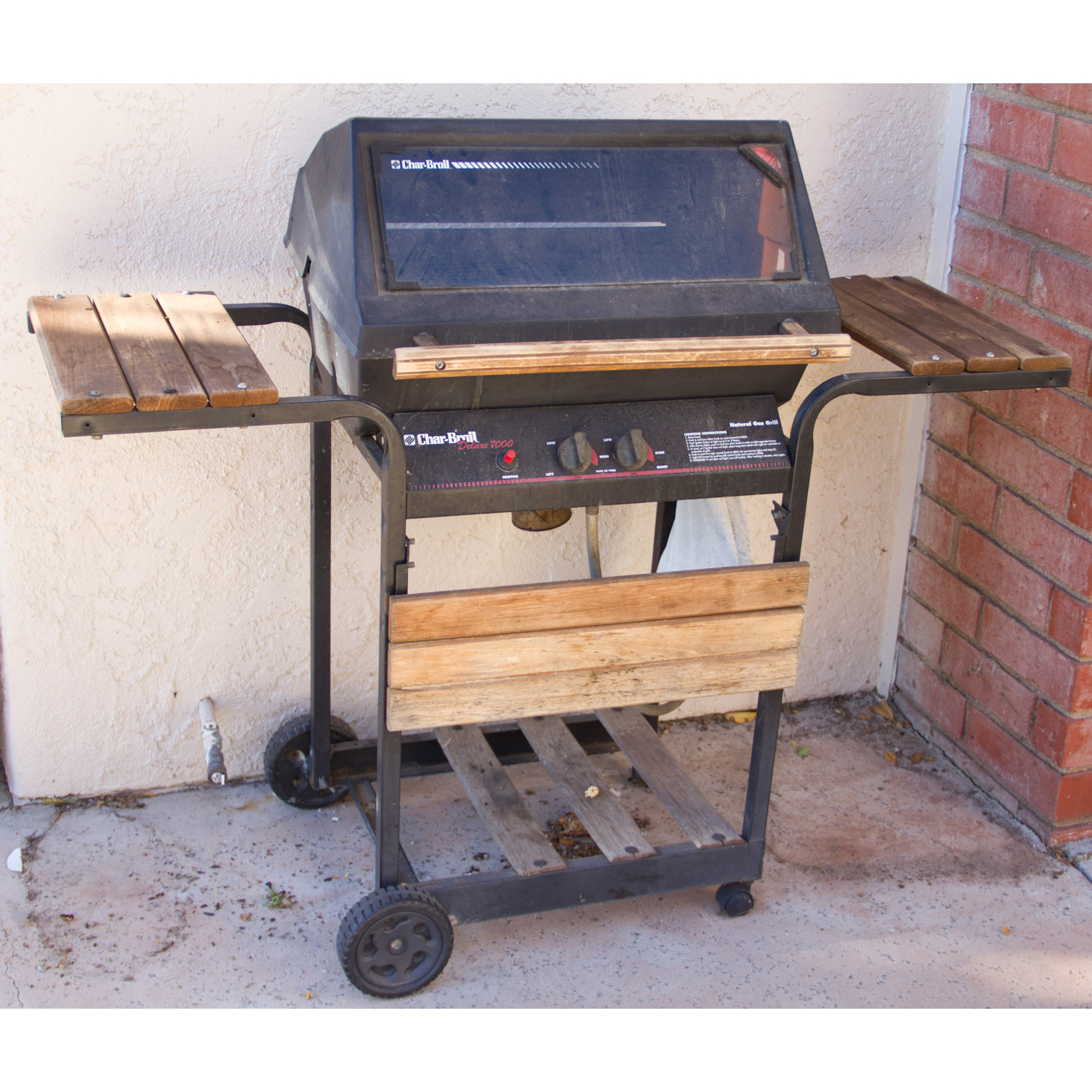 Char Broil Deluxe 7000 Grill EBTH