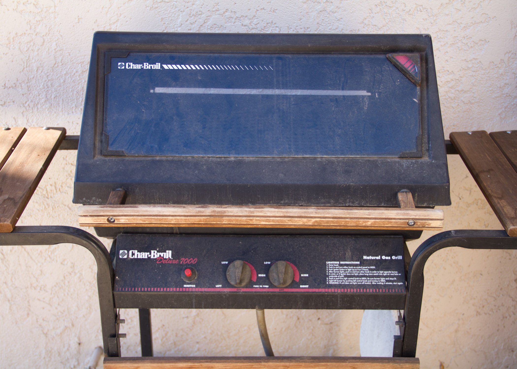 Char-Broil Deluxe 7000 Grill