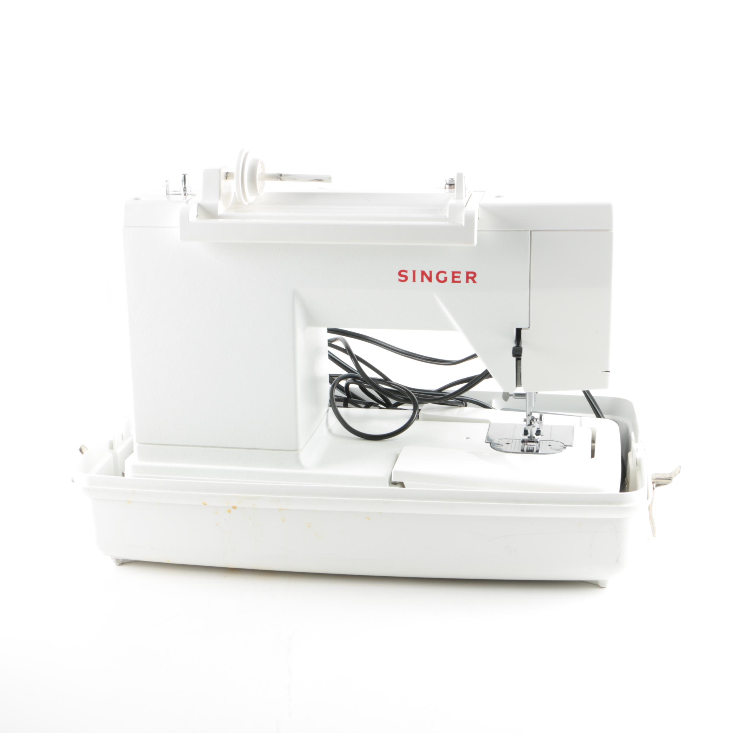 Singer 9410 Sewing Machine and Case