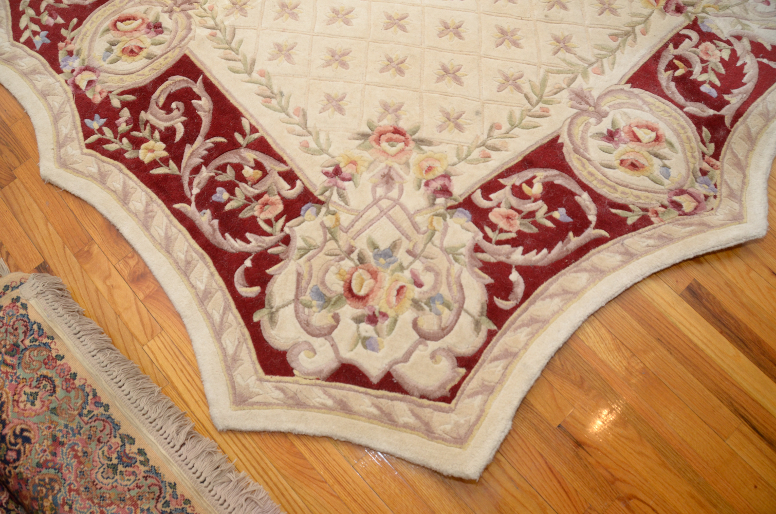 Hand-Tufted and Carved Chinese Royal Palace Scalloped Area Rug