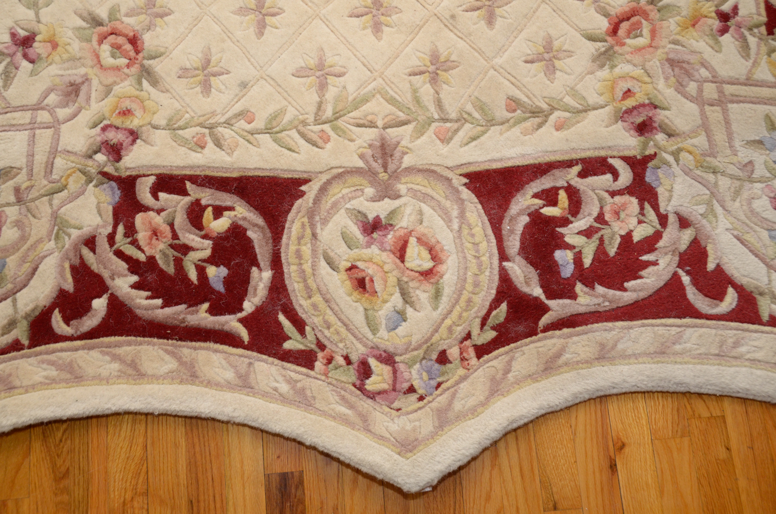Hand-Tufted and Carved Chinese Royal Palace Scalloped Area Rug