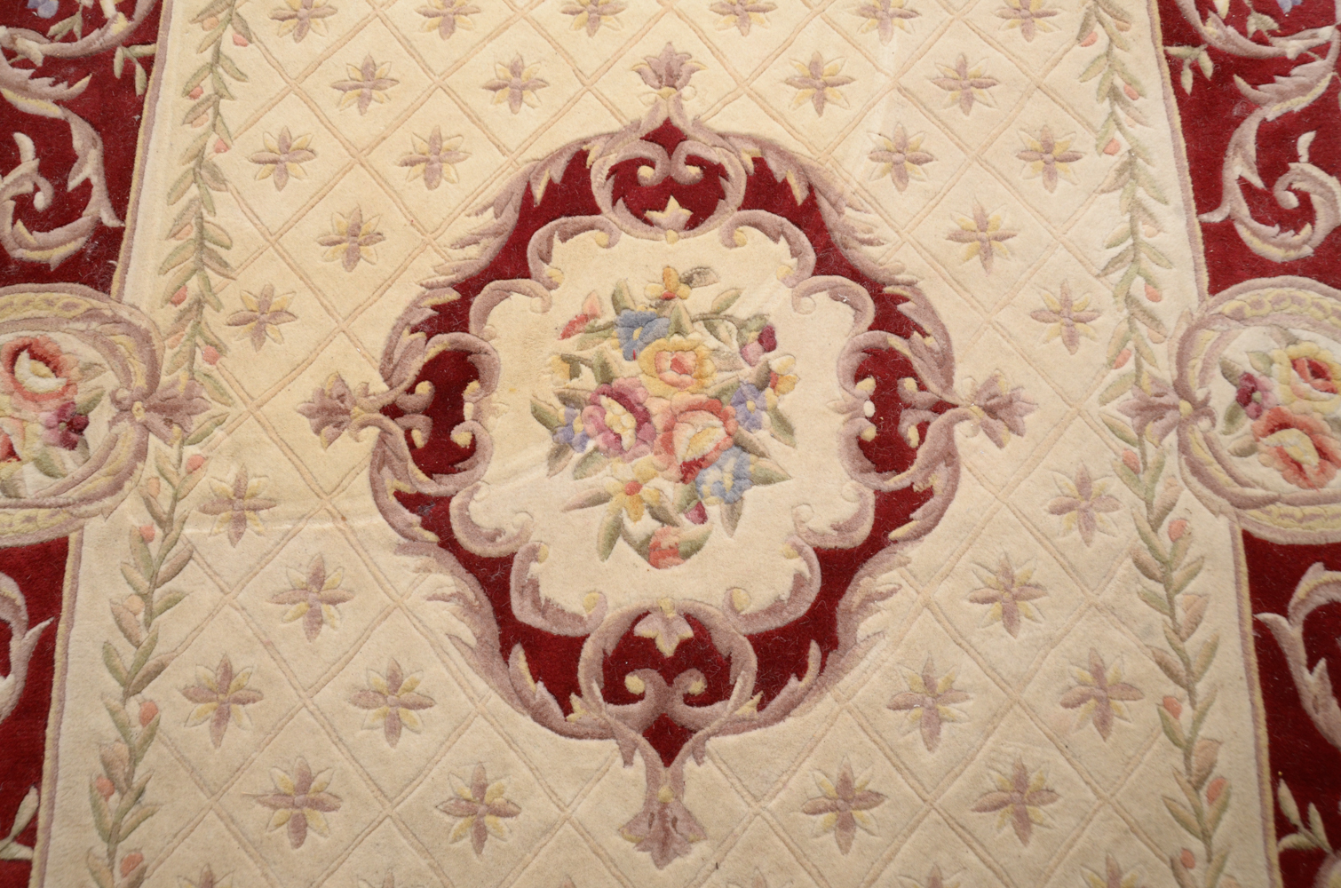 Hand-Tufted and Carved Chinese Royal Palace Scalloped Area Rug