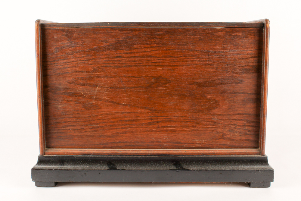 Antique Tiger Oak Concert Roller Organ With Cobs