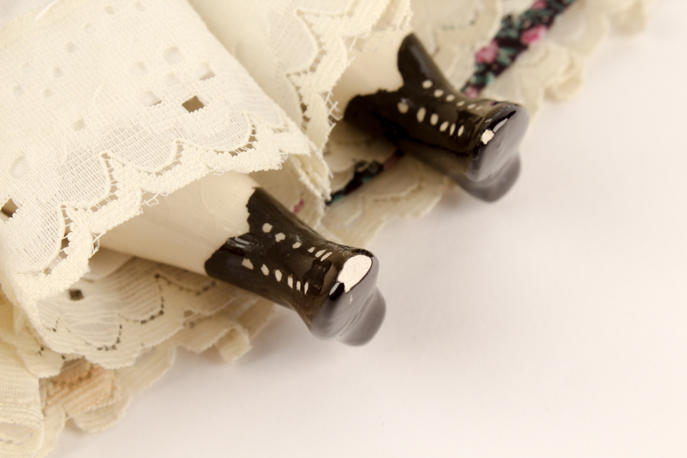 China Waterfall Head Doll