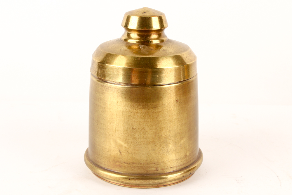 Assortment of Brass Tableware and Décor.