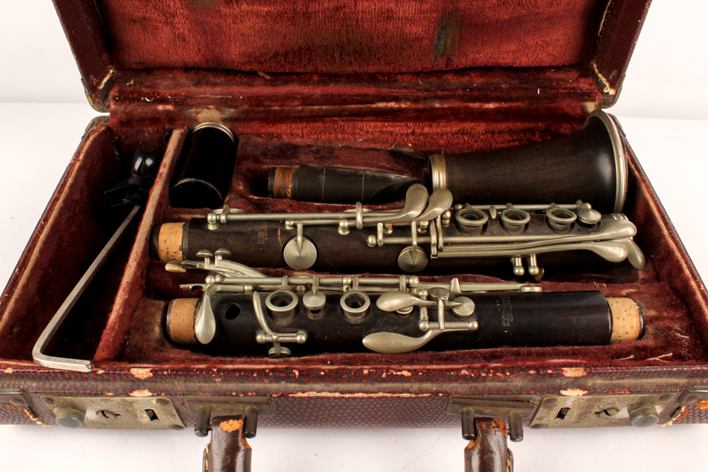 Vintage Buescher Tru-Tone Clarinet with Conn Leather Case