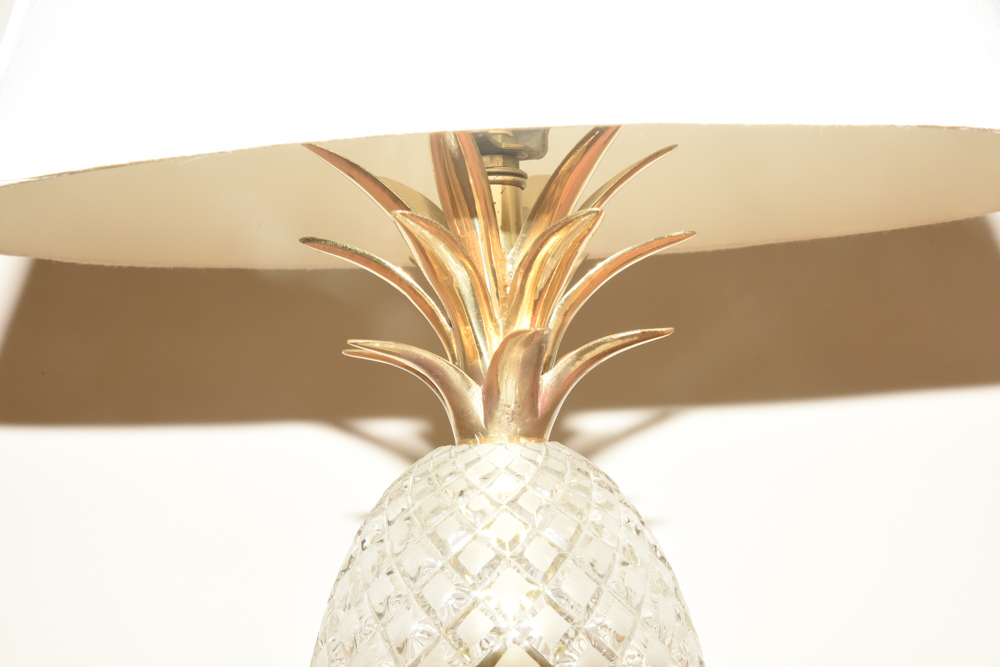 Heyward House Crystal Pineapple Lamp