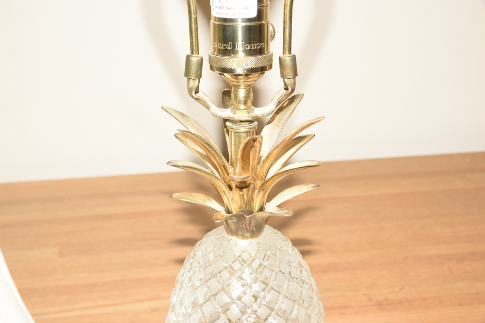 Heyward House Crystal Pineapple Lamp
