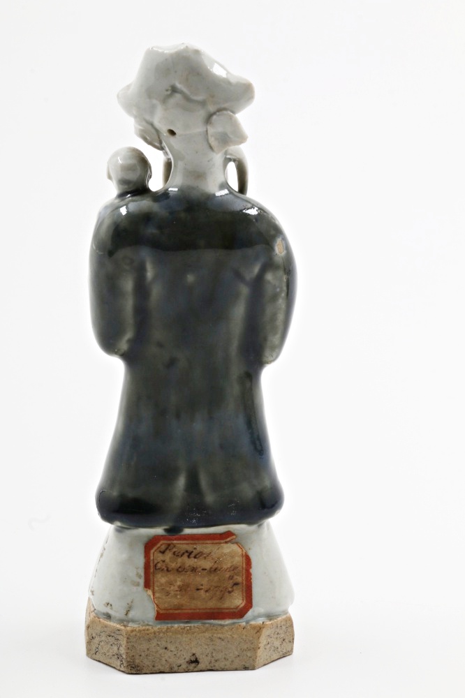 Rare Chinese Qianlong (Circa 1795) "Geldermalsen" Type Figure of Sage with Child