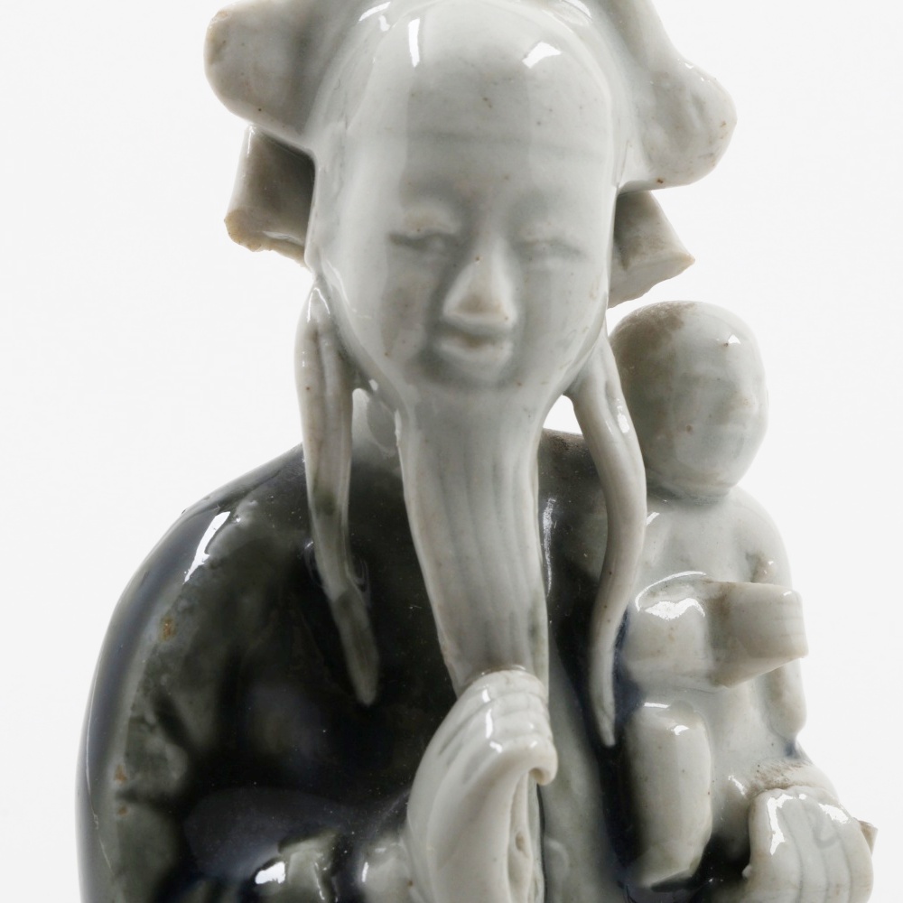 Rare Chinese Qianlong (Circa 1795) "Geldermalsen" Type Figure of Sage with Child