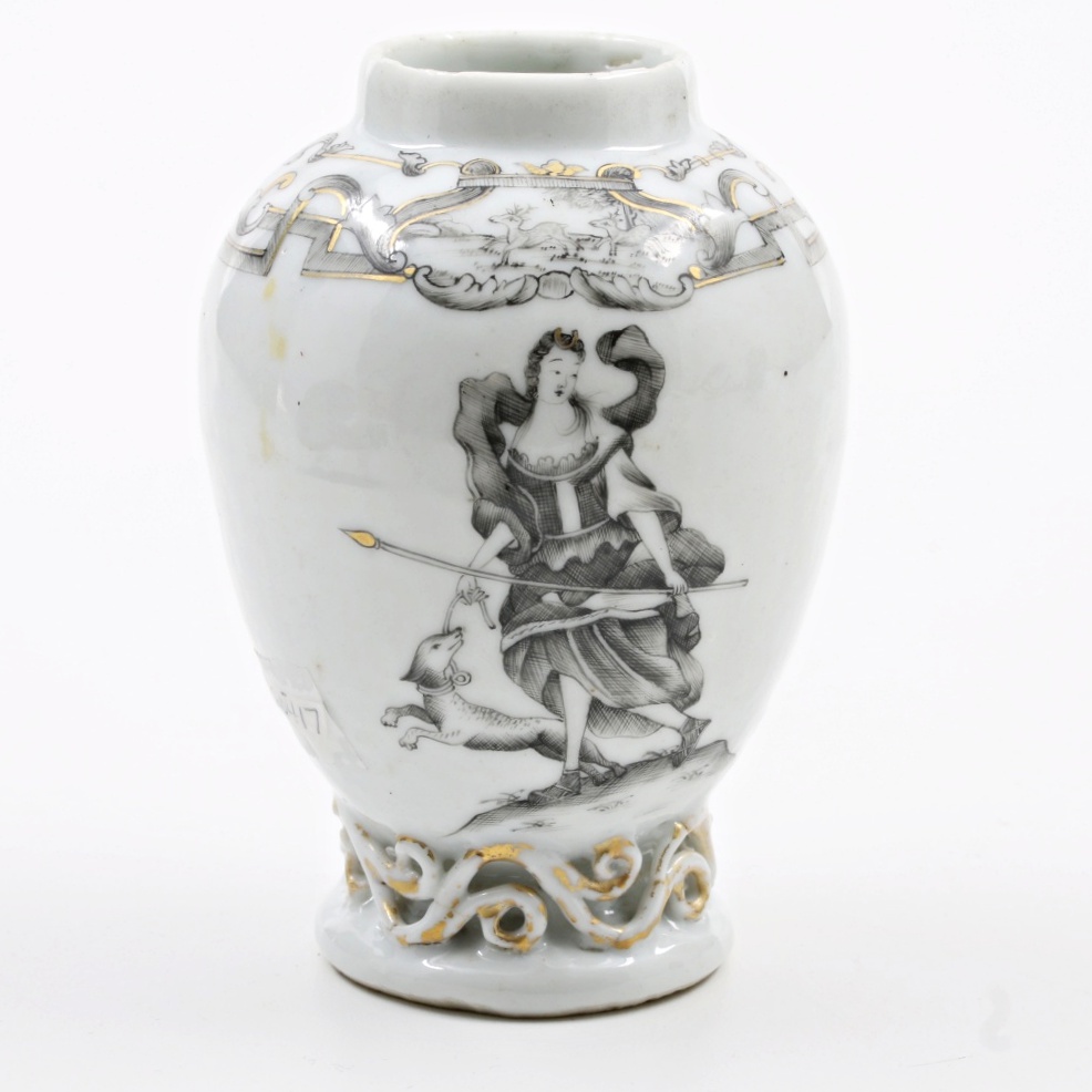 Chinese Qing (1736-1796) "Jesuit Ware" Export Porcelain Grisaille Teapoy