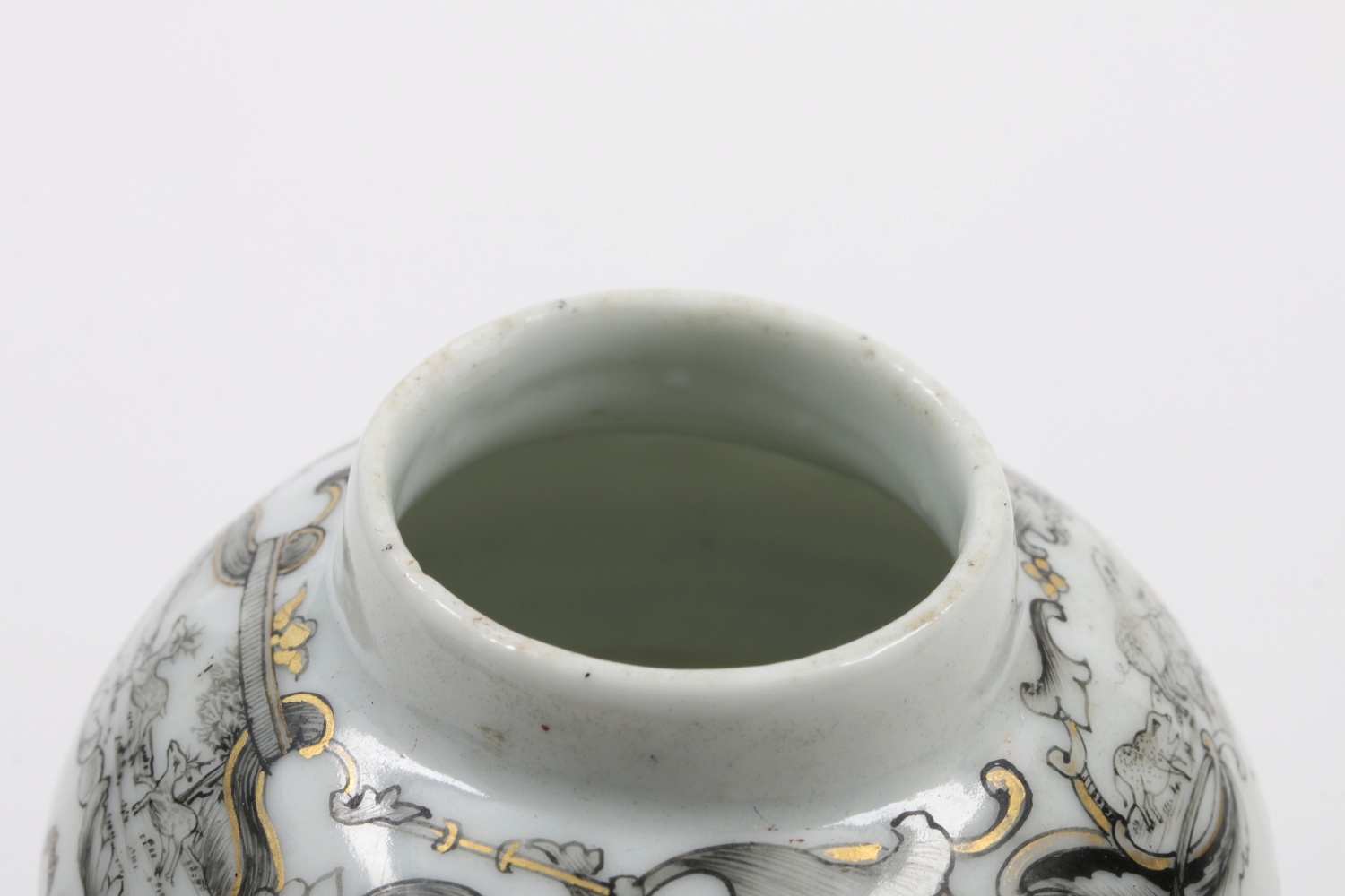 Chinese Qing (1736-1796) "Jesuit Ware" Export Porcelain Grisaille Teapoy