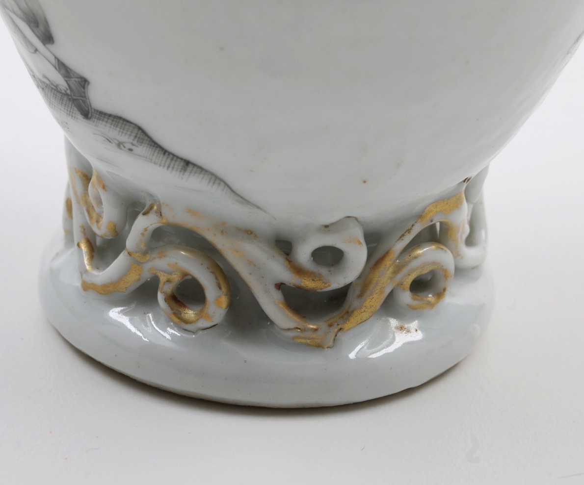 Chinese Qing (1736-1796) "Jesuit Ware" Export Porcelain Grisaille Teapoy