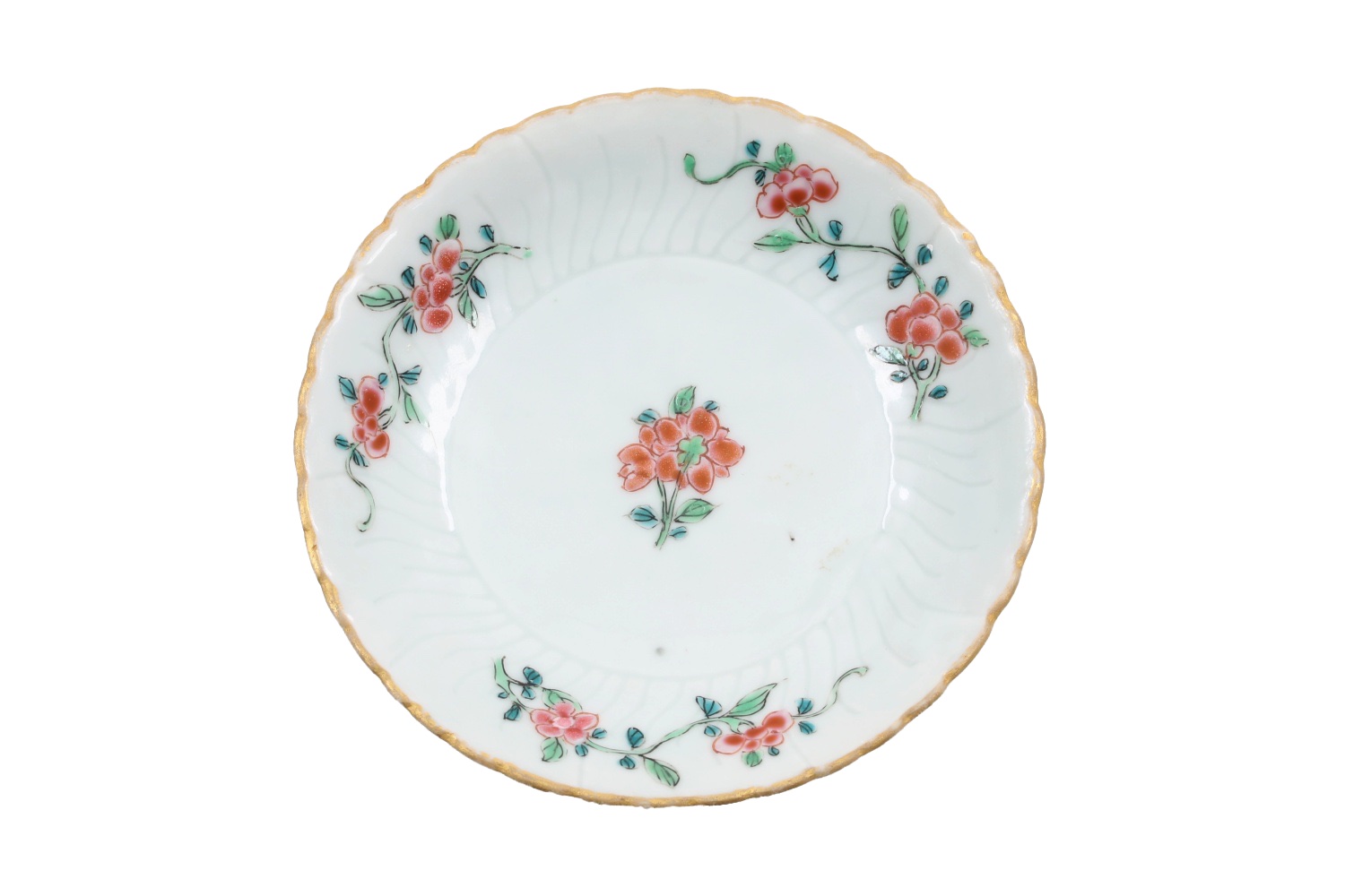 Chinese Export Porcelain Saucer with Floral Stem Base