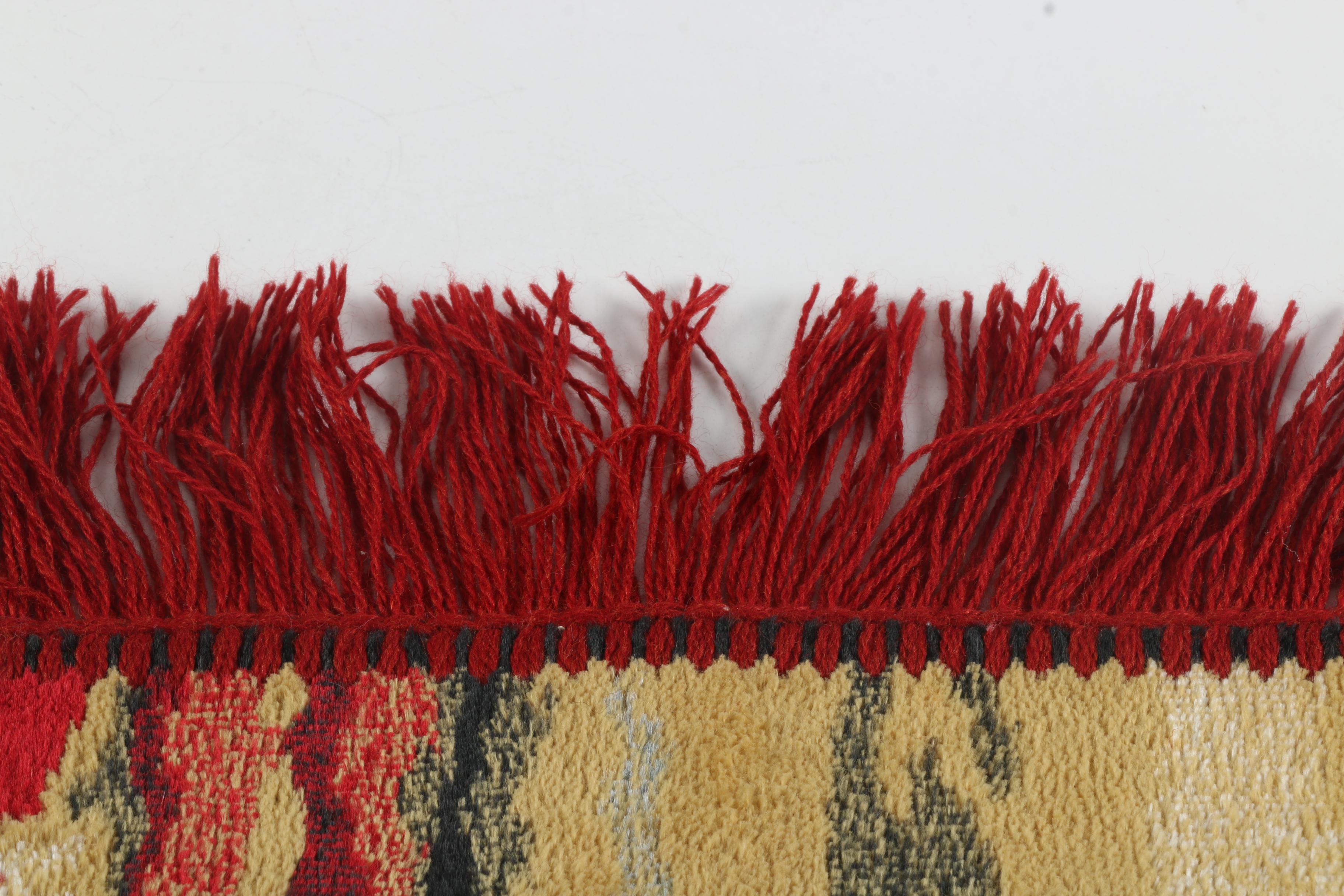 Power-Loomed Pictorial Accent Rugs