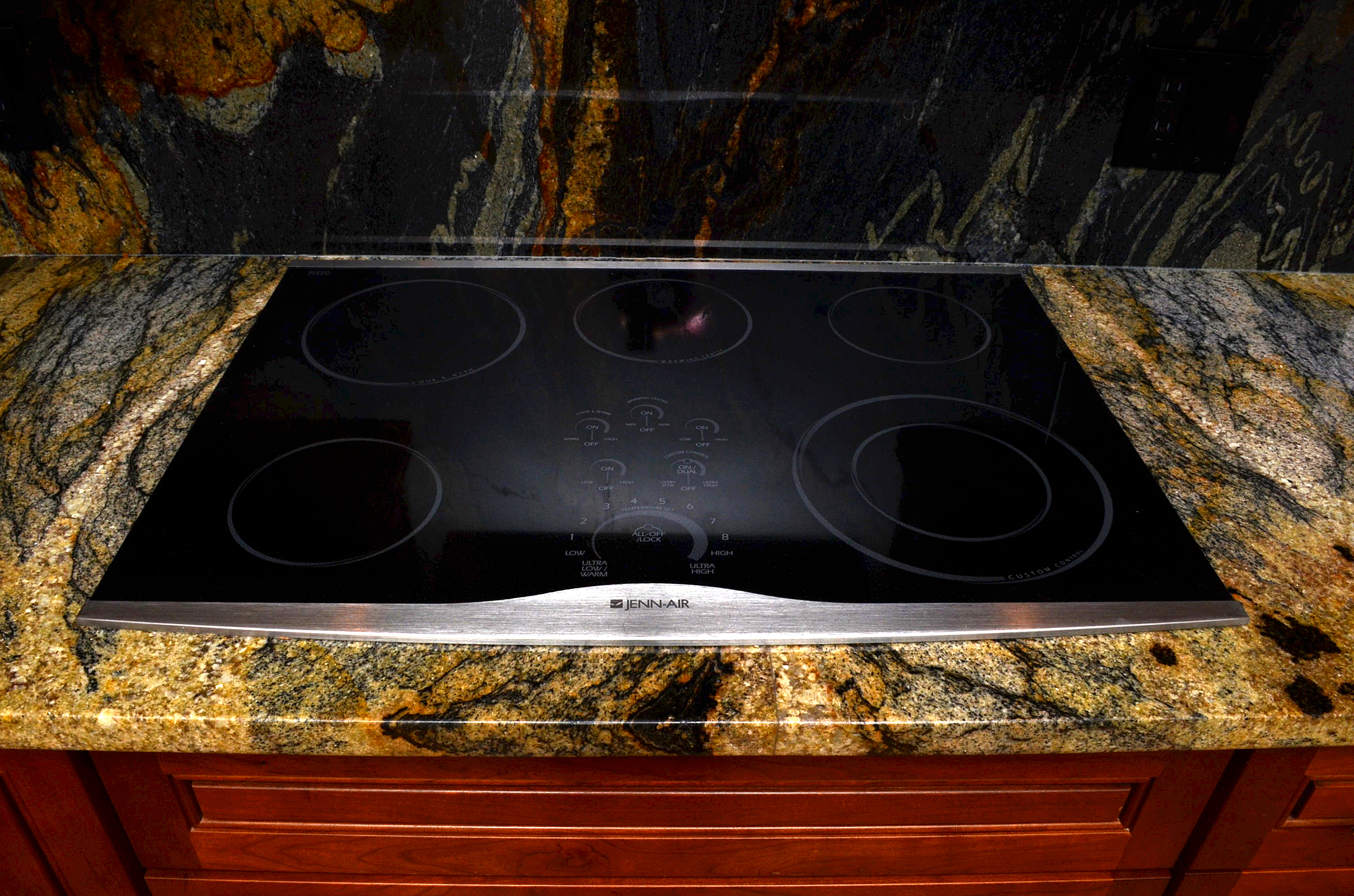 Jenn-Air "Schott Ceran" Electric Cooktop