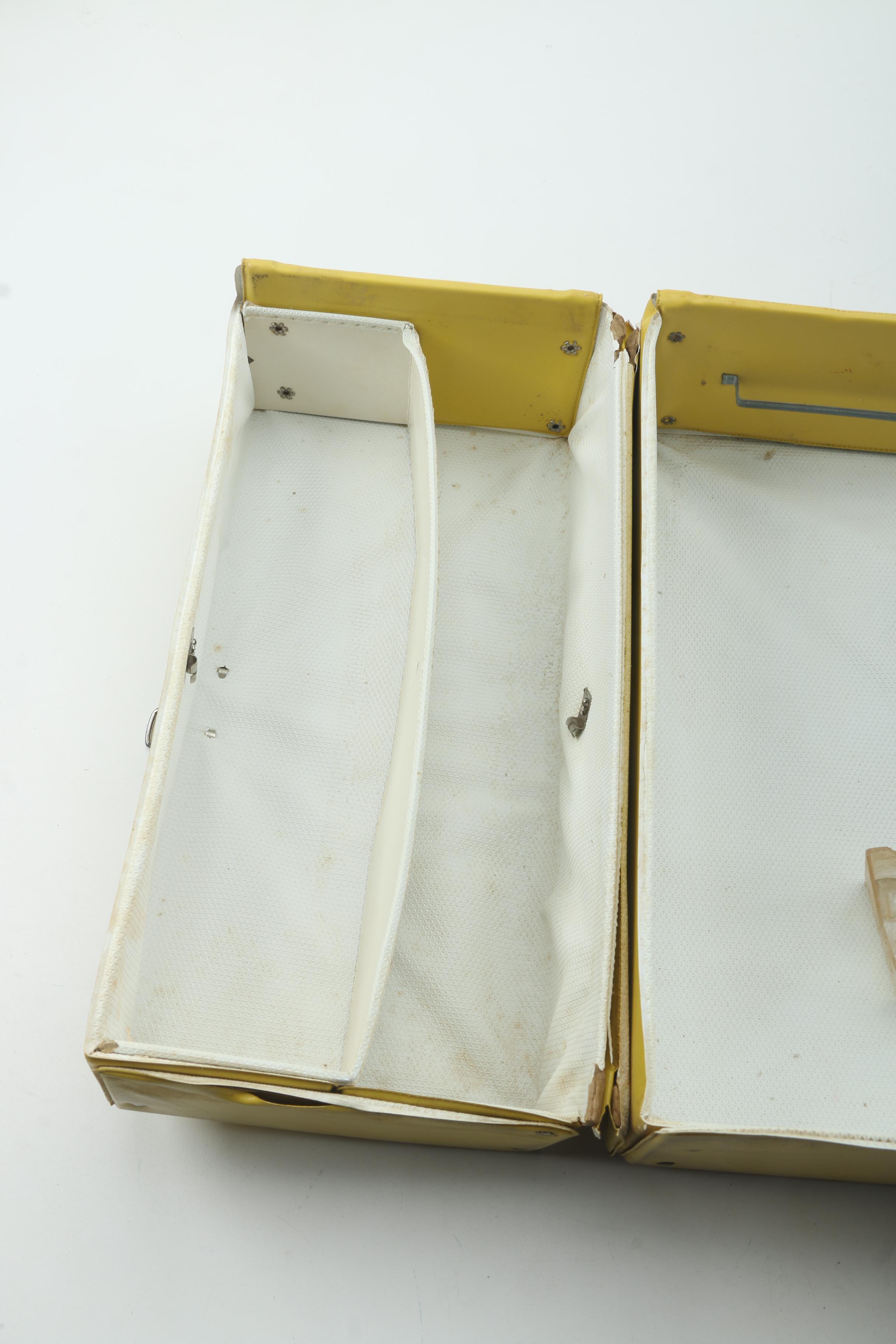 Barbie and Skipper Doll Case