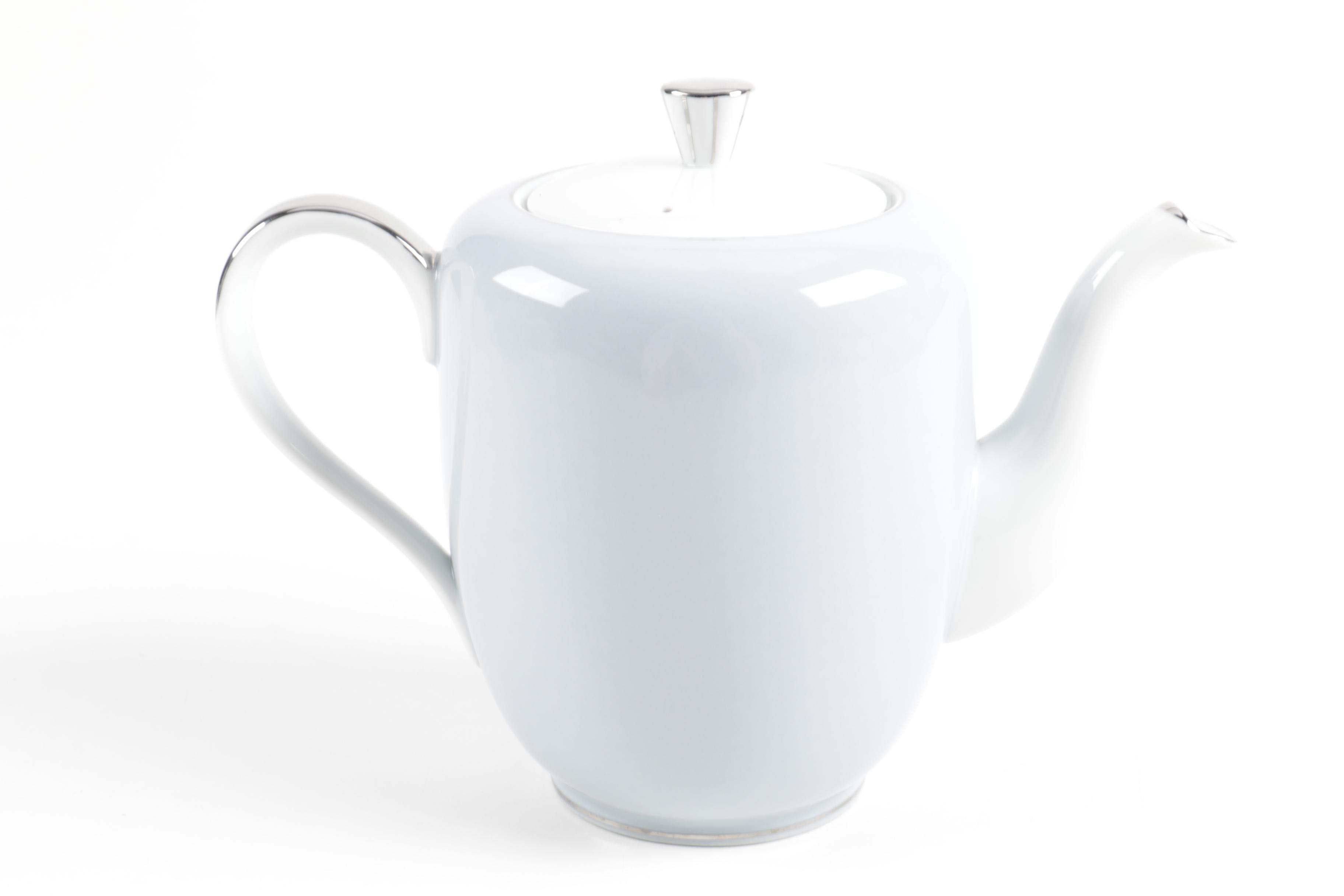 Japanese Seyei Porcelain Tableware