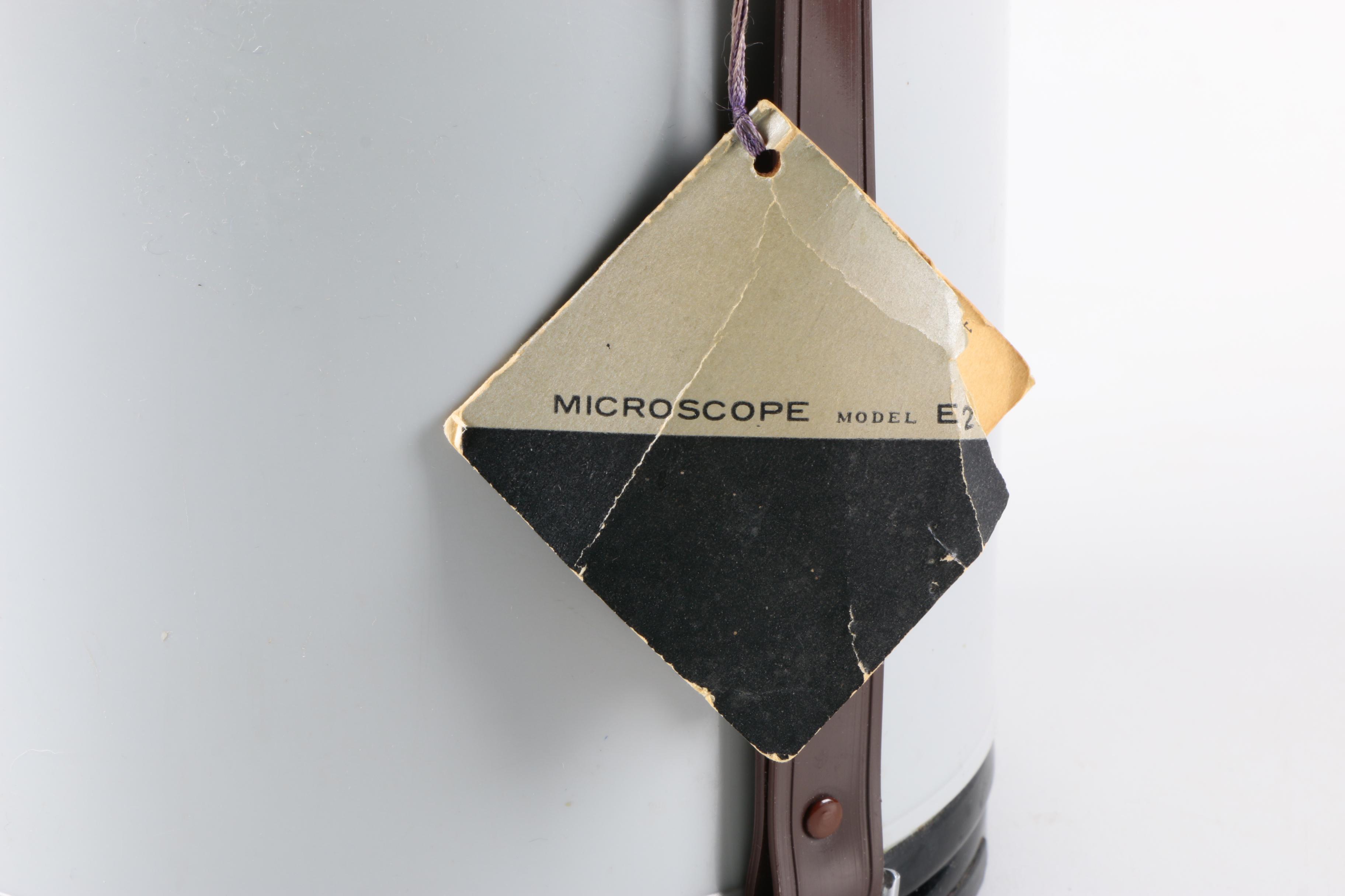 Microscope